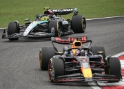 开云体育中国官网-关于哈斯车队碾压梅赛德斯，维斯塔潘状态火热的信息