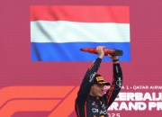 开云下载-红牛二队完胜威廉姆斯，皮亚斯特里刷新纪录的简单介绍