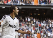 开云体育app-赛道传奇，阿斯顿马丁横扫梅赛德斯，汉密尔顿刷新不朽纪录