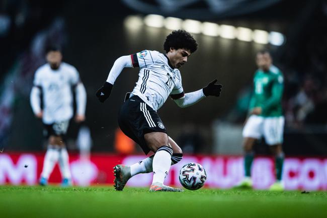 西班牙绝杀韩国，格纳布里完成帽子戏法的简单介绍