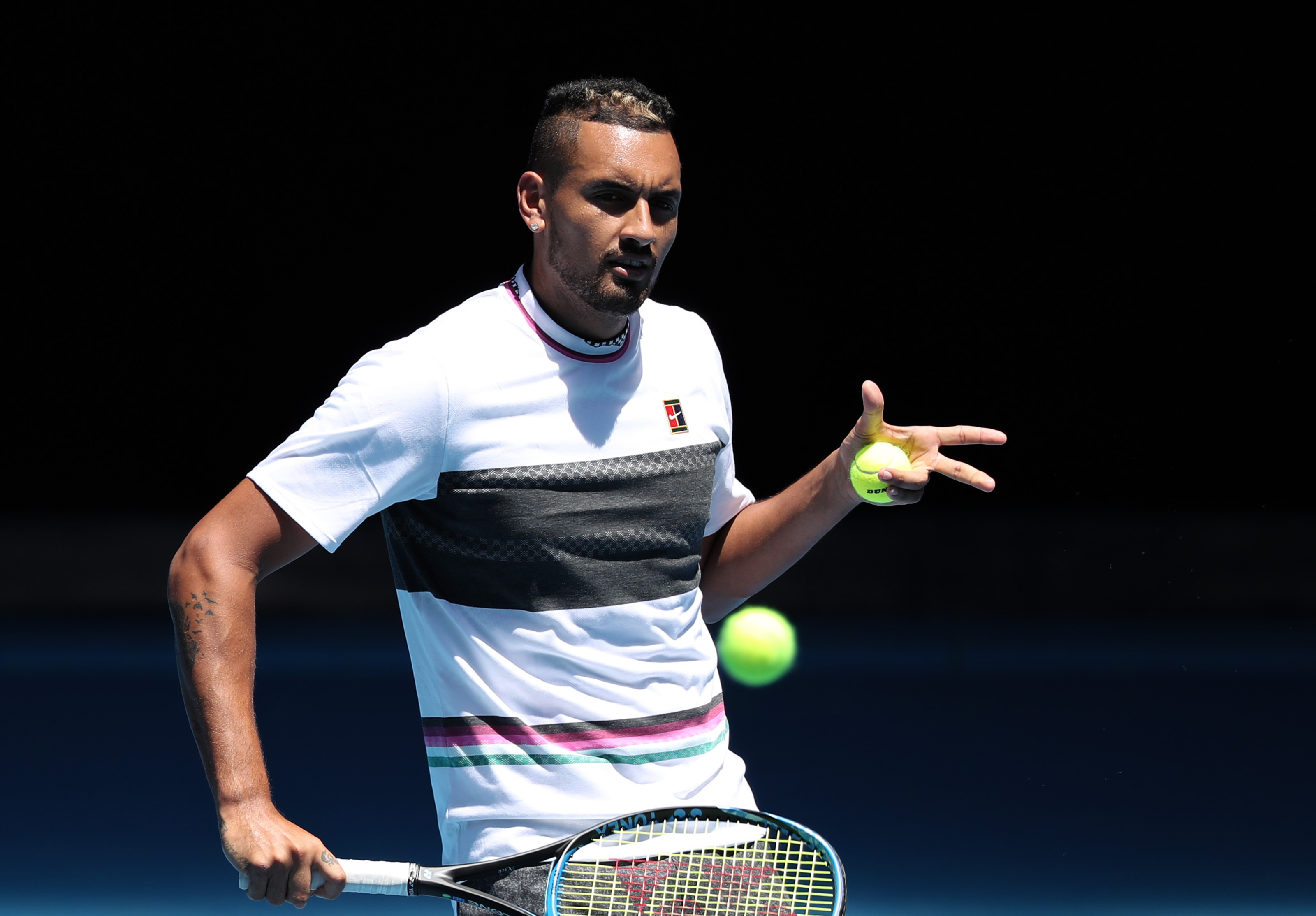 日本网球队险胜澳大利亚网球队,克耶高斯高光表现的简单介绍 日本网球队险胜澳大利亚网球队,克耶高斯高光表现的简单介绍