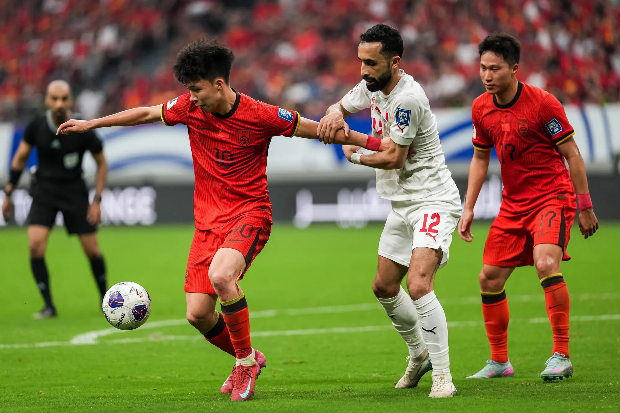 进球如潮,球队在比赛中占据优势 进球如潮,球队在比赛中占据优势