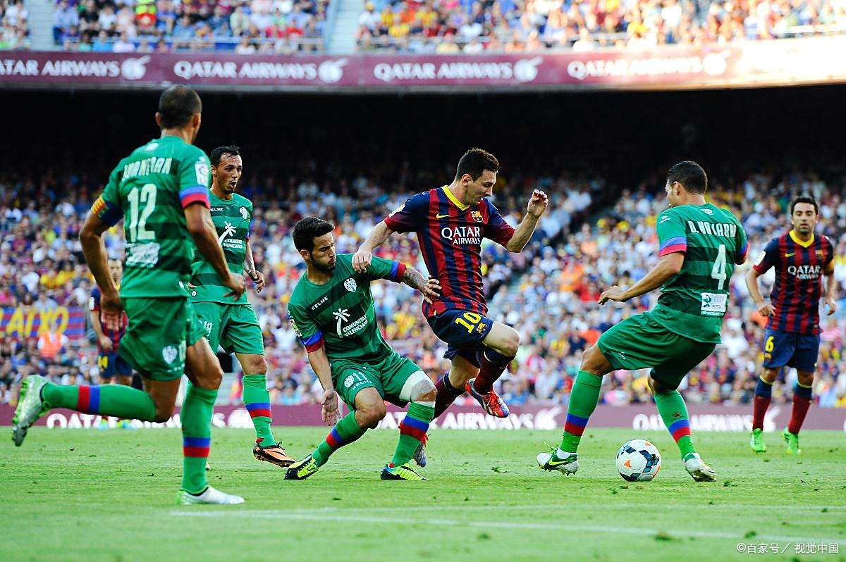 欧预赛赛场成火爆战场,球员们拼尽全力争胜的简单介绍 欧预赛赛场成火爆战场,球员们拼尽全力争胜的简单介绍