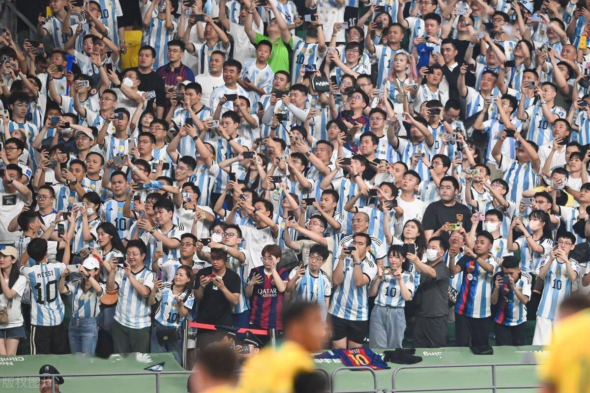 阿根廷完胜美国，科瓦契奇完成帽子戏法