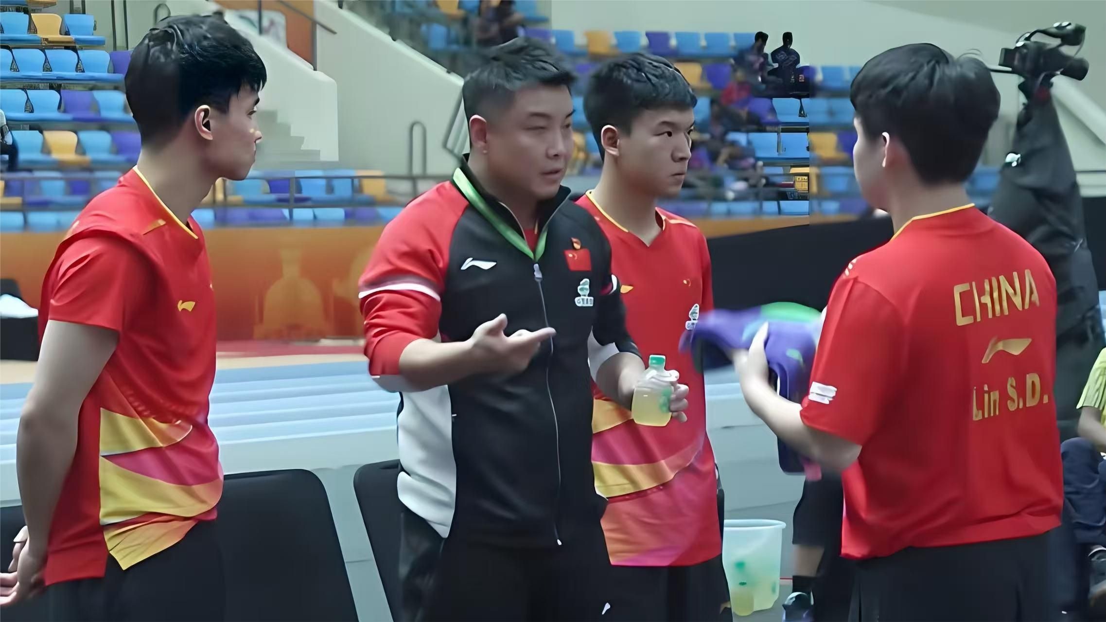 关于韩国乒乓球队力克日本乒乓球队，王皓爆发神勇的信息