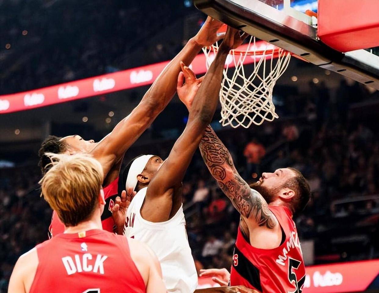 关于江苏队碾压骑士，米切尔惊艳四座的信息