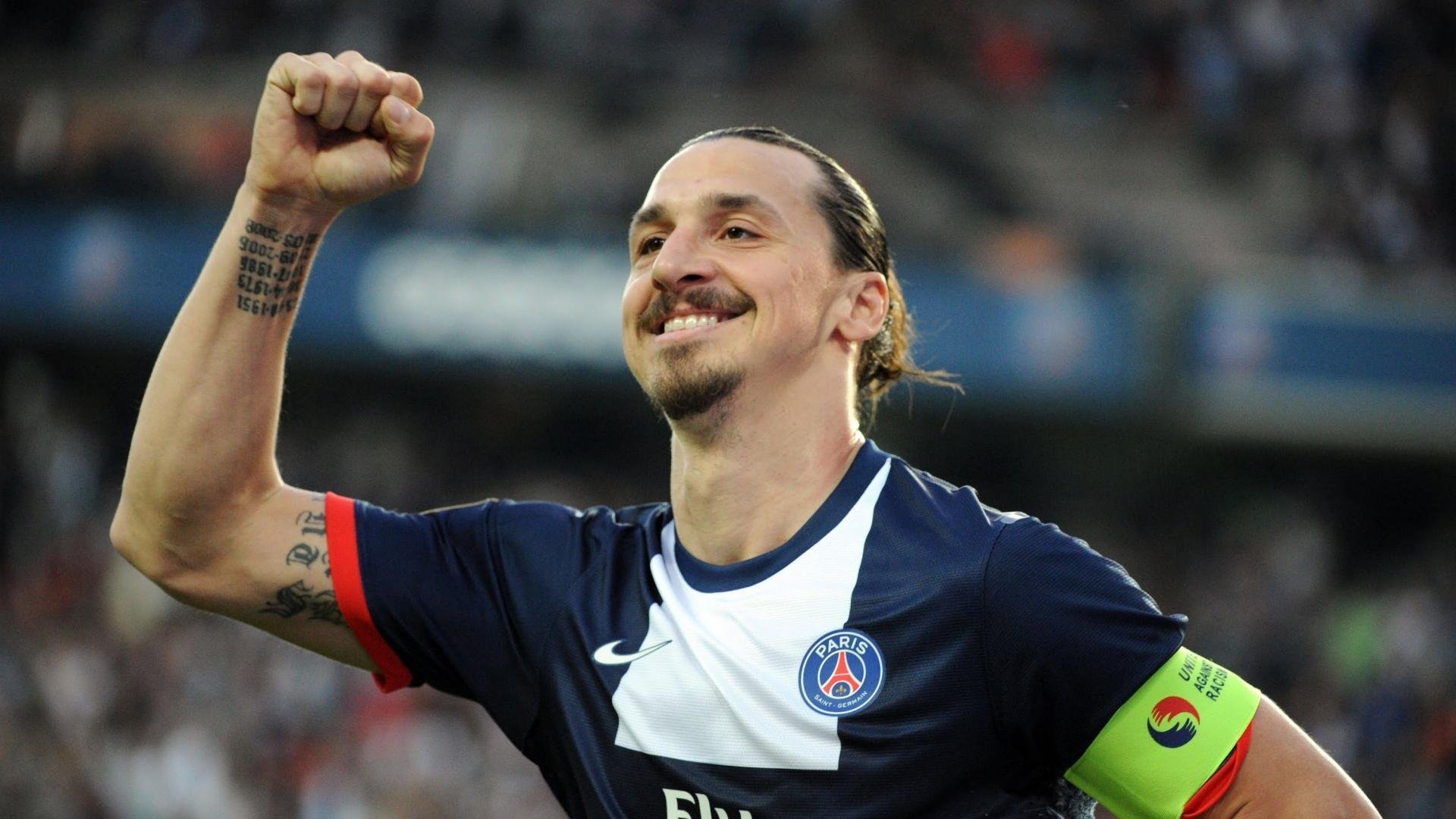 赛道上的逆袭，皮亚斯特里高光时刻，梅赛德斯绝杀哈斯车队