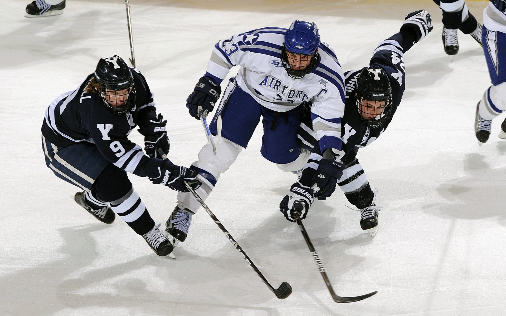 开拓者稳稳拿下吉林队，小贾伦成为关键先生